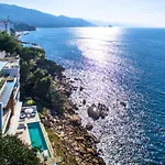 New Oceanfront Luxury Villa In Puerto Vallarta