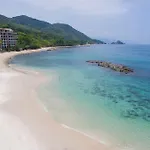 Garza Blanca 3 Bedroom Beach