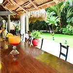 Hotel Casa Iguana Mismaloya