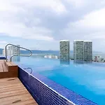 ¡Hermoso Condo Con Espectacular Vista A La Bahia!!