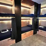 Jet\'S Gay Youth Hostel