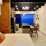 New Studio W/Amazing Ocean View