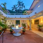 Beachfront Salinas House