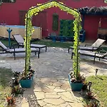 Villa Oasis-Solo Traveller Studio