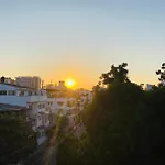Apartments 6 Blocks To Beach, Roof Terrace With Spa Tub & Bbq