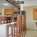 Bay View Grand-E805-Pv