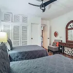 Ocean View 2Br Condo-Balcony-Beach-Pool