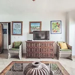Ocean View 2Br Condo-Balcony-Beach-Pool