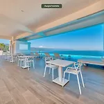 Orchid, Penthouse 8D