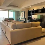 Grand V Beach Front Condo Torre 2000