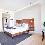 Upscale 2 Bedroom Ocean-View Backdrop And Private Bbq