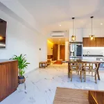 Cozy Modern Condo In Romantica, Pool, Gym