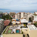 Well-Equipped Condo In Old Town, Pools, Gym, Bbq