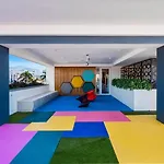 Zoho Skies Loft Rooftop Infinity Pool & Lounge