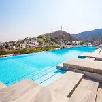 Modern Luxury 2Br In Romantic Zone