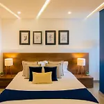 New Roof Pool Hot Tub Lounge Playa De Oro View