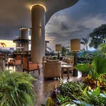 Pinnacle At Zona Romantica