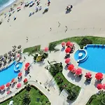 Spectacular Beach Condo In Grand Venetian