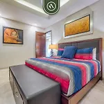 Amazing 1 Bedroom Condo - Rooftop Pool - Bay View