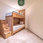 Oceanfront 2 Bedroom Condo With Beachclub - Pools - Ocean