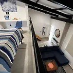 Divertido Estudio En La Zona Romantica L2