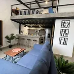Divertido Estudio En La Zona Romantica L2
