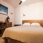 Hermoso Condo Frente Al Mar