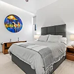 2B Modern Romantica Luxury Condo