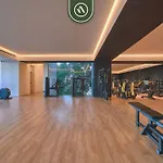 Condo With Balcony - Rooftop Pool With Ocean View