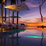 Luxury Condominium Zona Romantica - 209