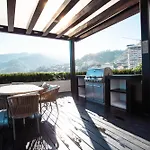 Top Floor Condo With City View, Rooftop Pool, Gym In Old Town