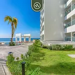 Oceanview 1 Bedroom Condo With Pools And Beach Access