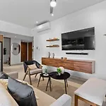 Roma Encore 2Bd With Terrace In Beautiful Versalles