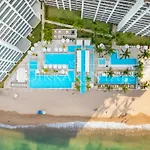 Harbor 12005 Huge Unit 2 Balconies Beachfront By Moikkarentals