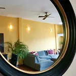 Beautiful Local Apartment With Ocean View & Rooftop Terrace