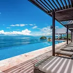 Blue Horizon 303 @ Residences
