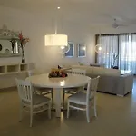 Taheima Condominios