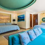 Beach Frontage Villa For Rent