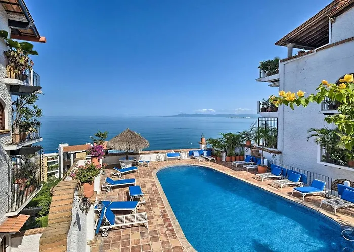 Mid-Century Modern Condo With Patio And Ocean Views!