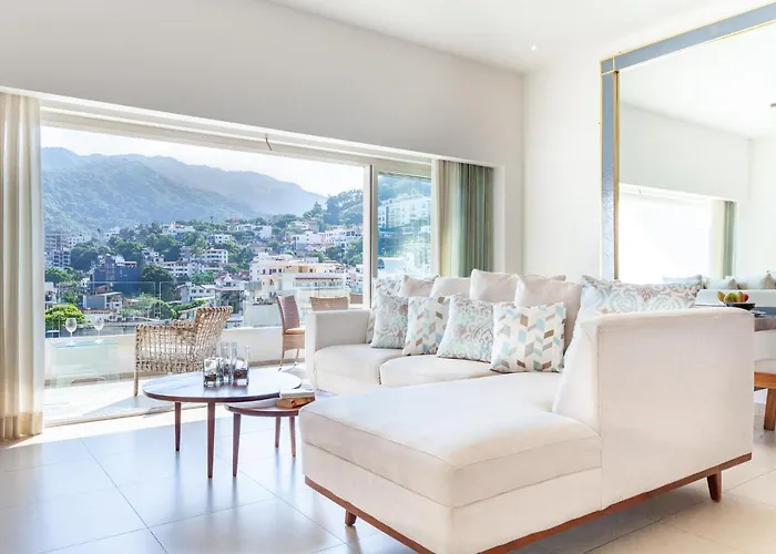 Zenith 601, Zona Romantica, 2 Balconies With Incredible Views, Rooftop Pool