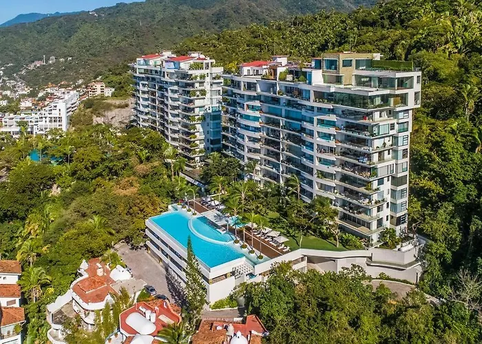 Avalon - 1004 Stunning Luxury 3 Bedroom Private Pool