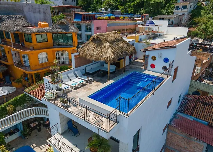 Romantic Zone Alta Vista 1 Bedroom, 2 Bed, 2 Bath, Caracol 2