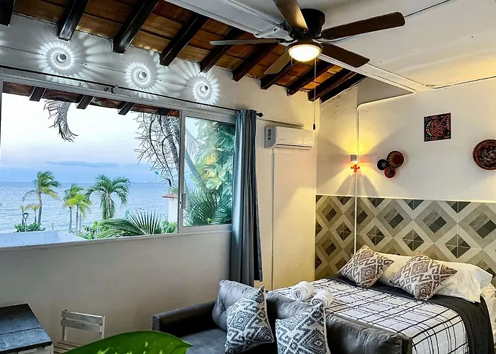 Casa Iyari Malecon Puerto Vallarta