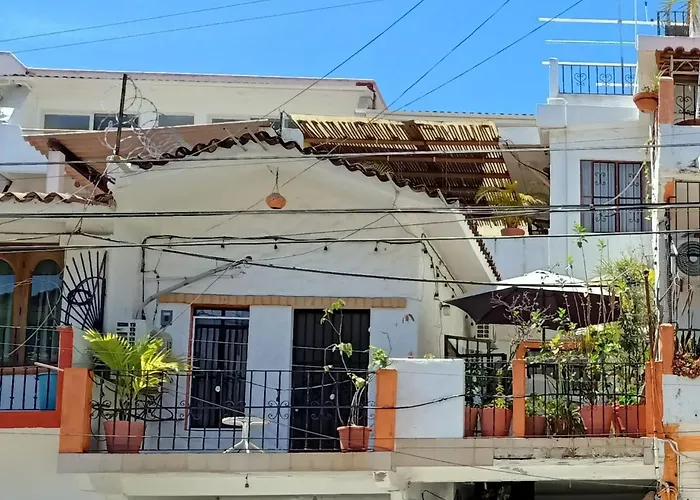 Terraza Y Balcon En La Zona Romantica Cerca Del Mar