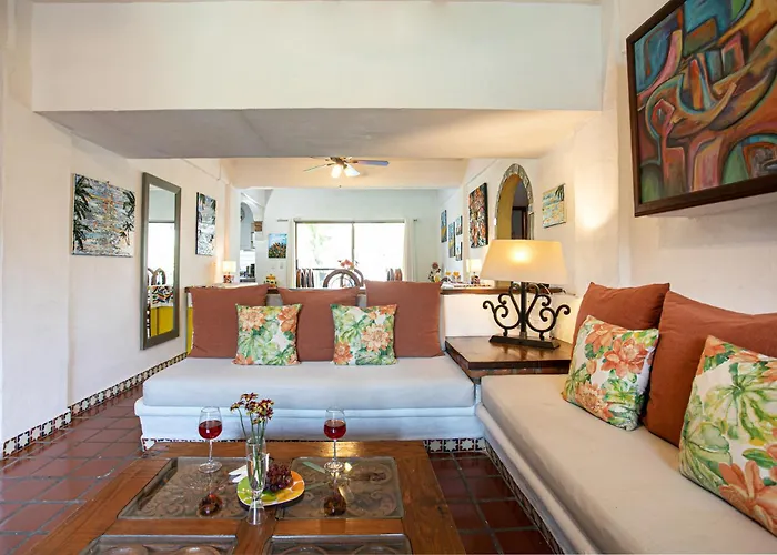Departamento en Marina Vallarta New listing