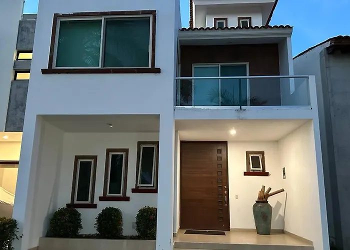 Casa Hermosa Y Acogedora En Condominio Privado