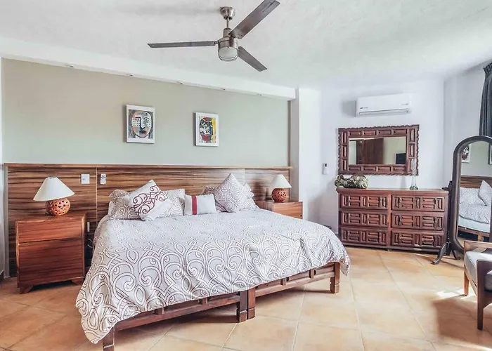 Ocean View 2Br Condo-Balcony-Beach-Pool