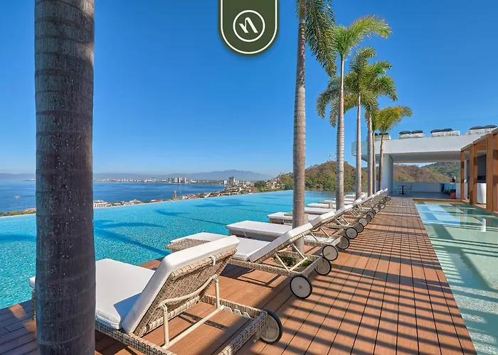 Condo With 2 Beds - Rooftop Pool