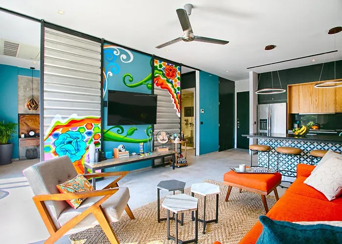 Hgtv Funky Loft-Style Condo, Mtn Views, Pool, Gym
