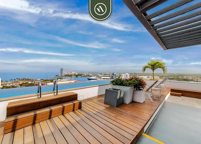 1Br Condo With Private Balcony - Hotel Zone
